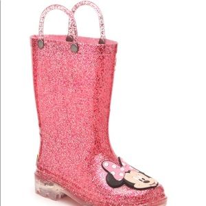 Light up Minnie Mouse Rain Boots